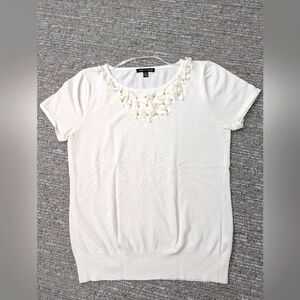 Cable & Gauge Pearl White Sweater With Flower Appliques Around Neckline
